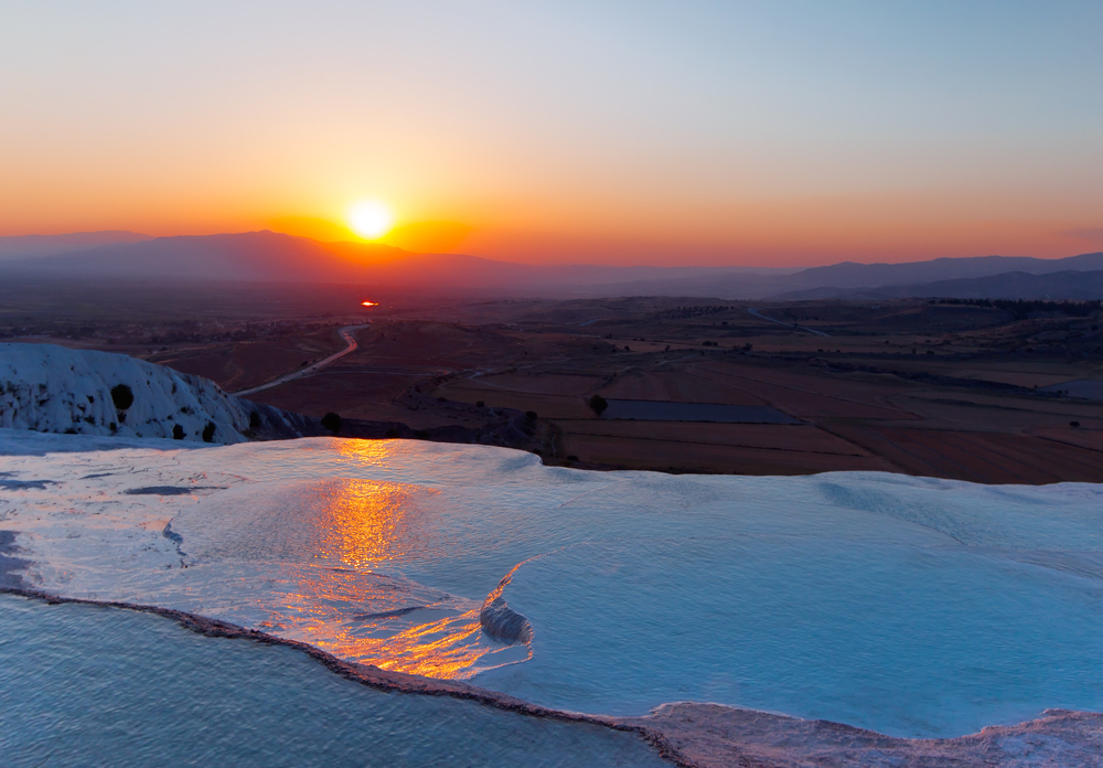 Healing Waters of Turkey: A Guide to Health Tourism in Pamukkale & Karahayıt